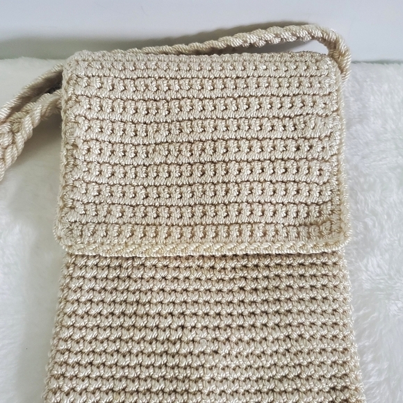 The Sak Crochet Cream Off White Rectangle Essential Phone Crossbody Bag - Picture 4 of 10